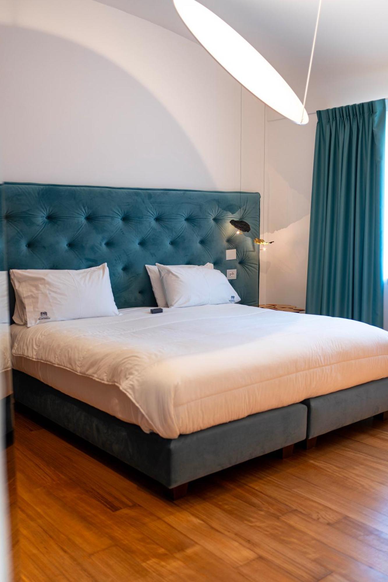 Palazzo Martinelli Hotel Соренто Екстериор снимка